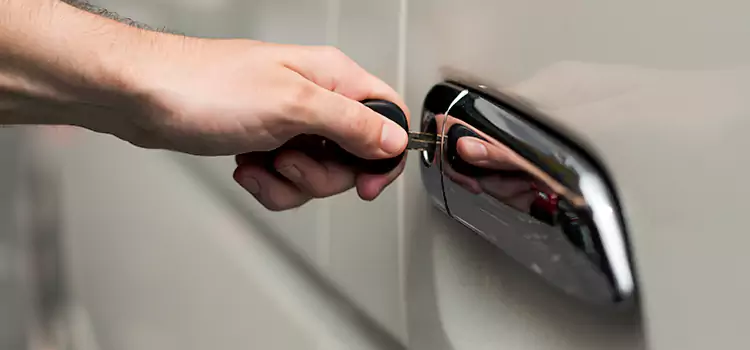 Why Choose Our Auto Locksmith Team in Defiance, OH?