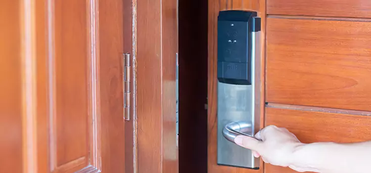 Commercial Keyless Entry Locks Defiance
